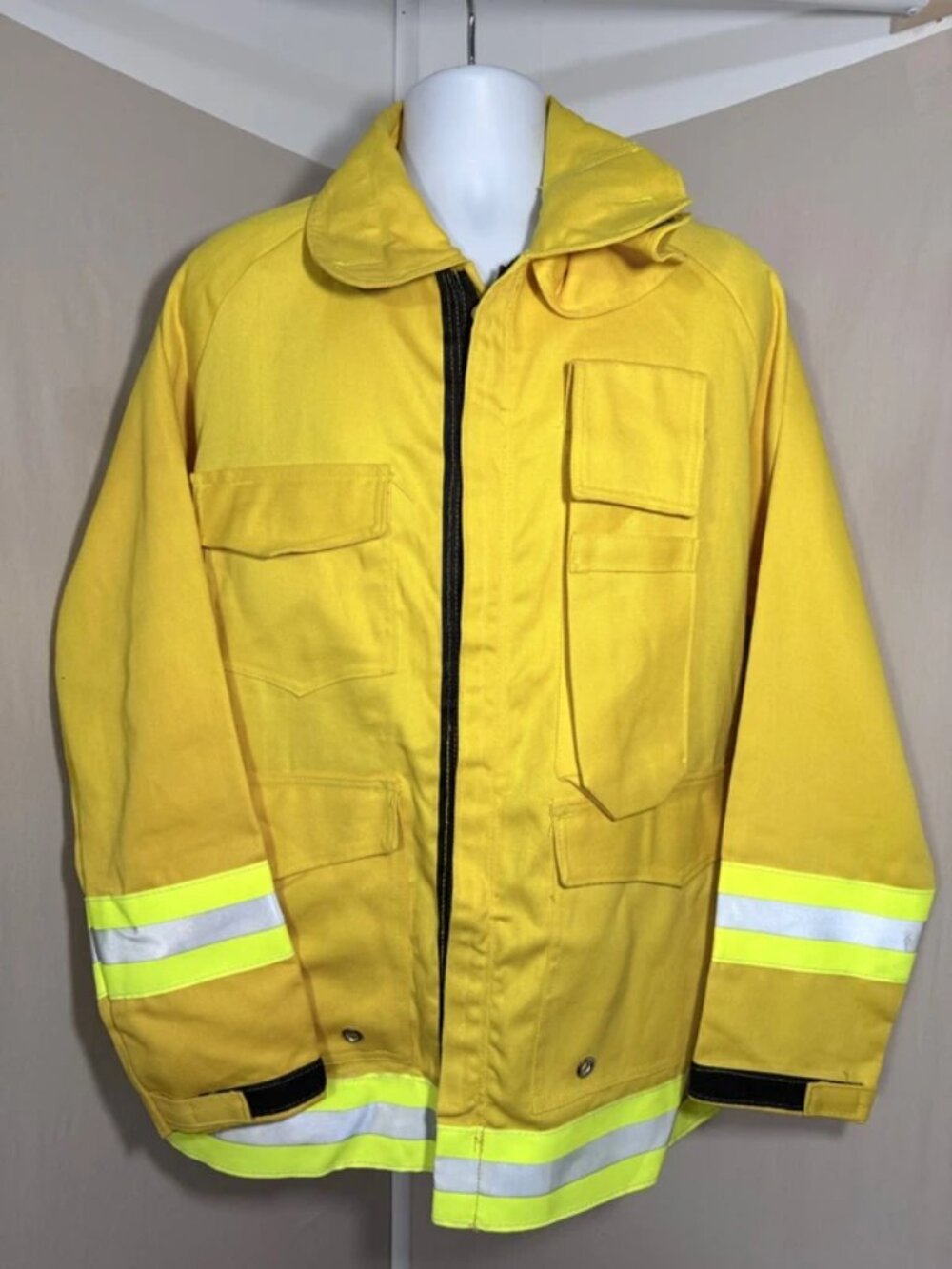 PGI Wildland Fire Jacket Yellow Santa Clara County FR Flame Resistant Mens M